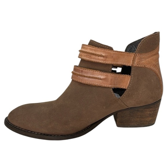 Steve Madden Booties Women's Brown Ankle Boots Brown Leather Buckle Size 6.5 - Picture 7 of 13